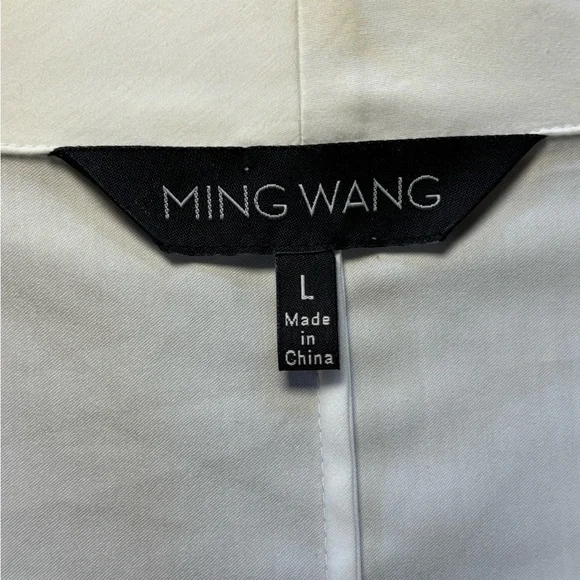 Ming Wang Classic White Women's Tunic. Large - Picture 6 of 6